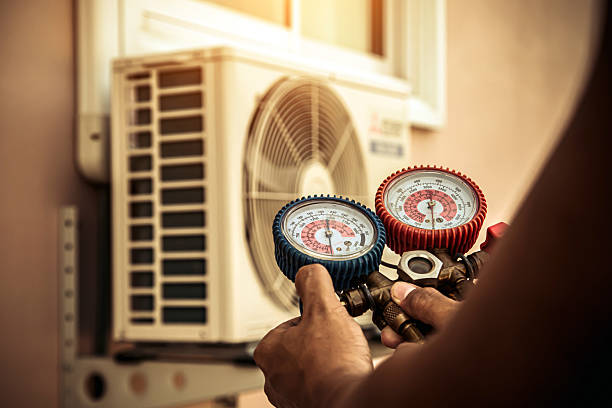 Professional Hvac technician working in Junction City, OH